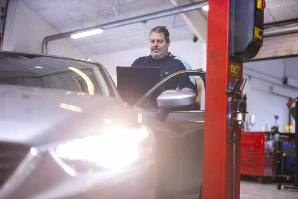 forlygte på bil